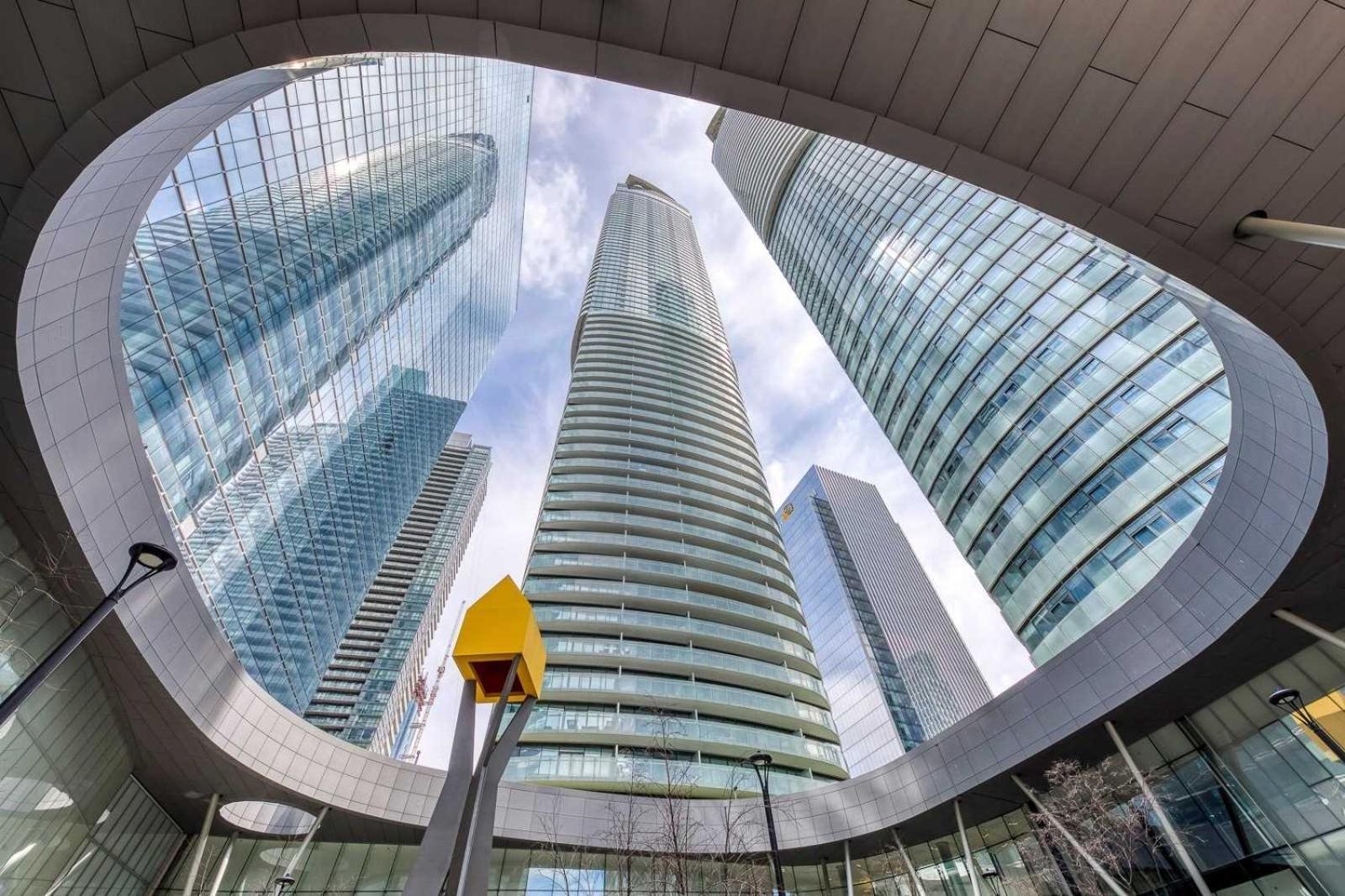 Grand Royal Suites Toronto Buitenkant foto