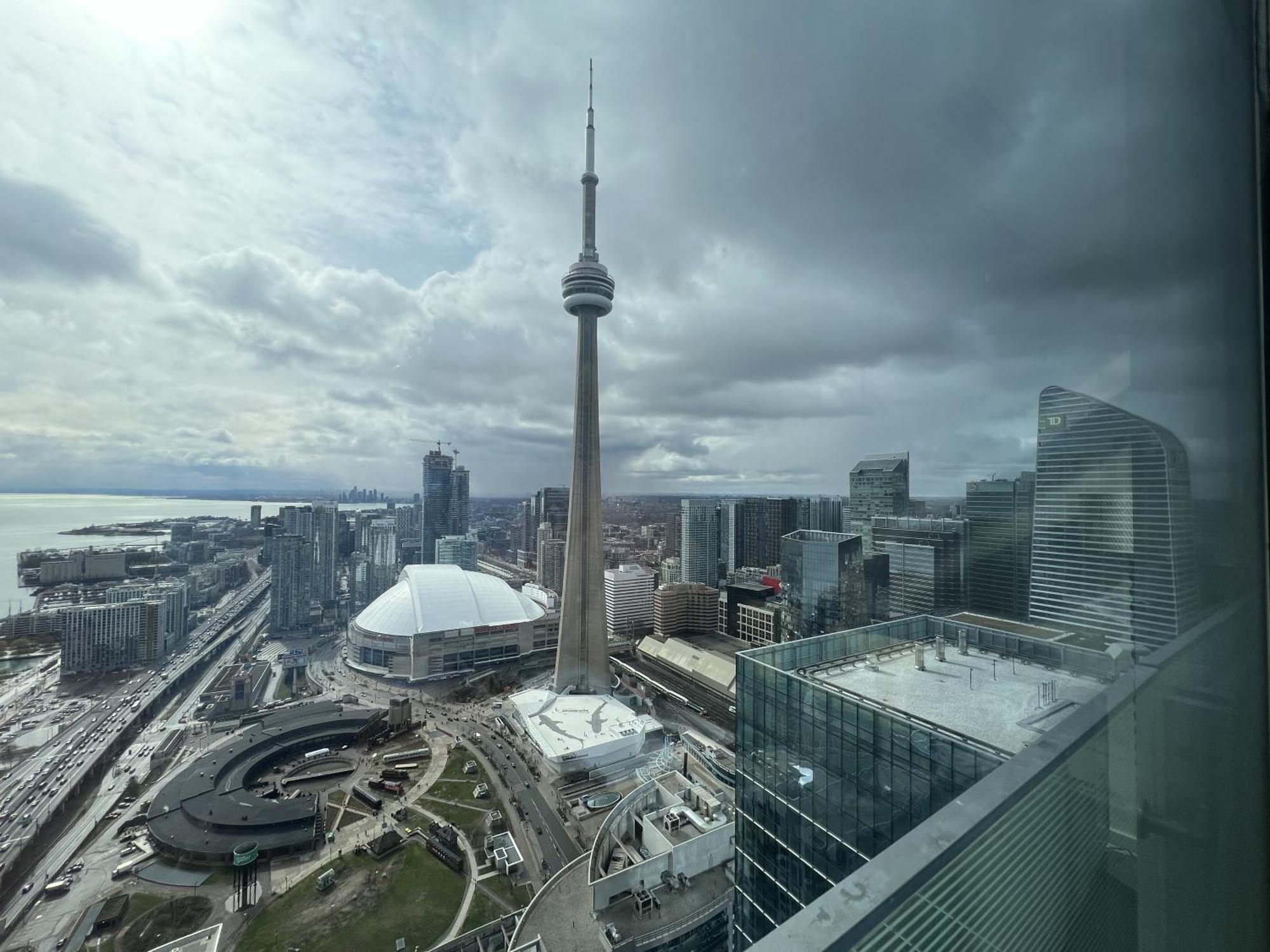 Grand Royal Suites Toronto Buitenkant foto